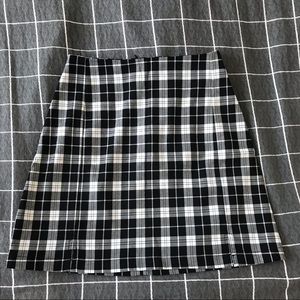 Brandy Melville plaid skirt